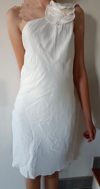 Robe casual Zara blanche asymétrique en M