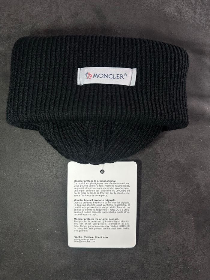Bonnet Moncler noir ton sur ton –  étiquette - photo numéro 4