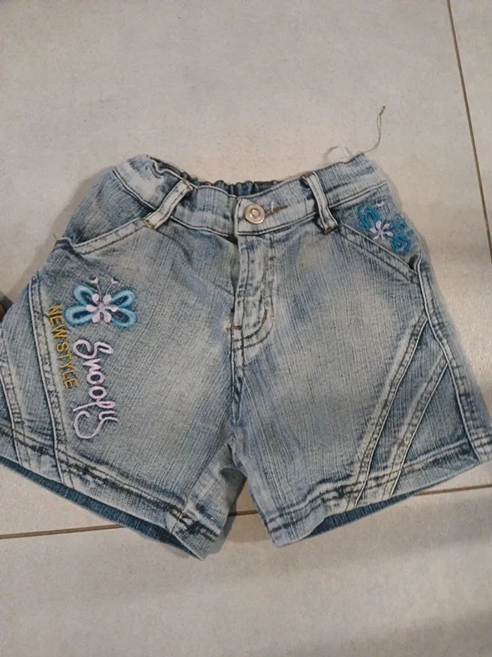 Lot de 2 shorts 8 ans - photo numéro 3