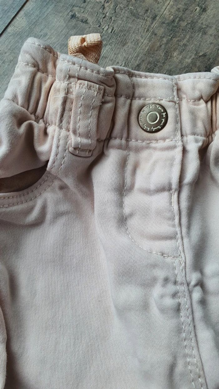 Pantalon tao 12 mois en très bon état - photo numéro 2