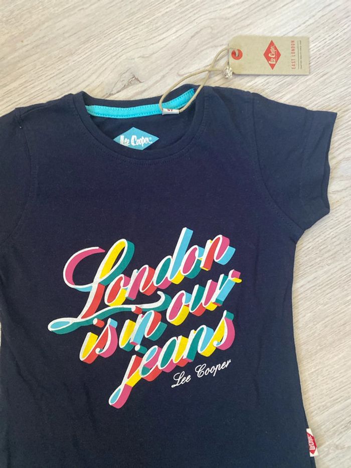 T-shirt tee shirt Lee Cooper taille 5 ans Neuf - photo numéro 2