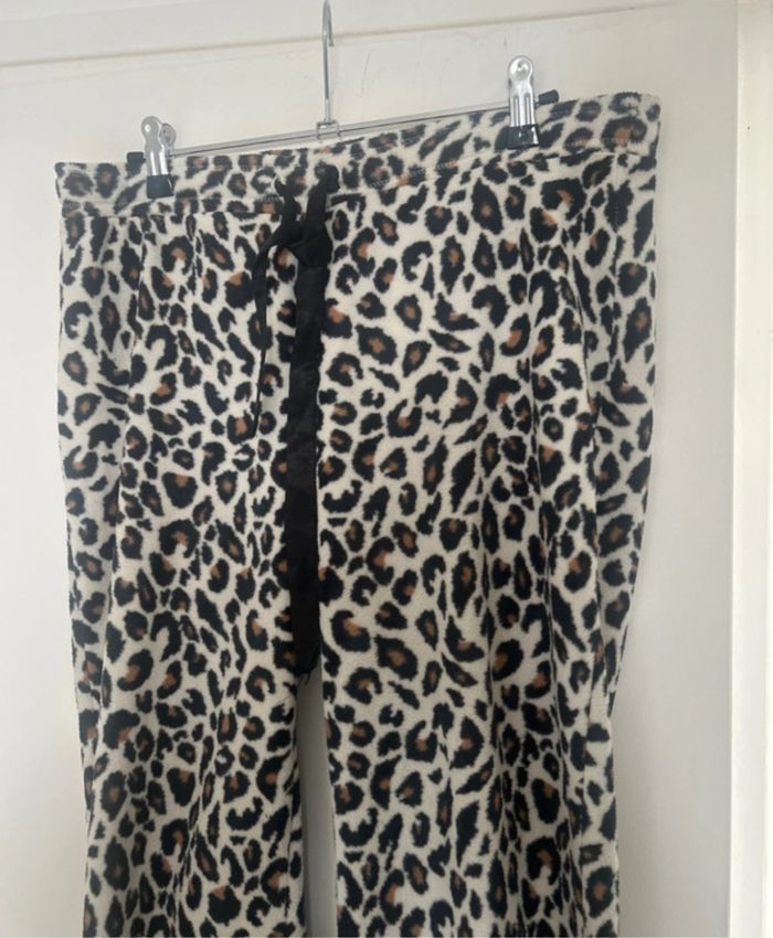 Pantalon polaire H&M taille S leopard - photo numéro 4