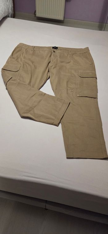 Pantalon cargo beige T.3XL C&A
