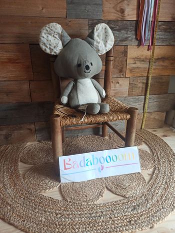 Peluche souris creatrice pantoufle de verre tbe