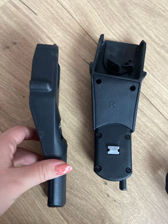 Adaptateurs cosy Maxi-Cosi pour poussette JOIE/ compatible cosy peeble et peeble plus - photo numéro 3