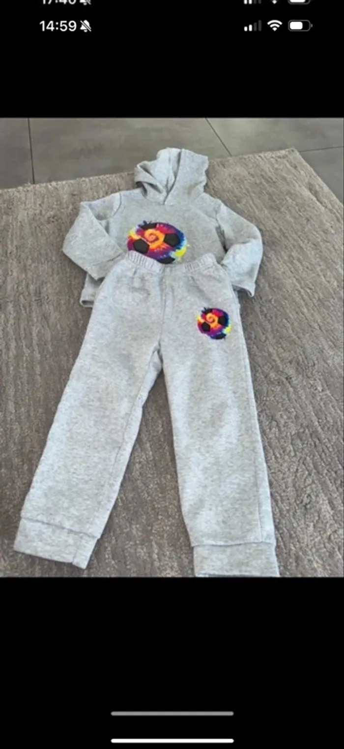 Ensemble garcons taille 98 tres bonne etat - photo numéro 2