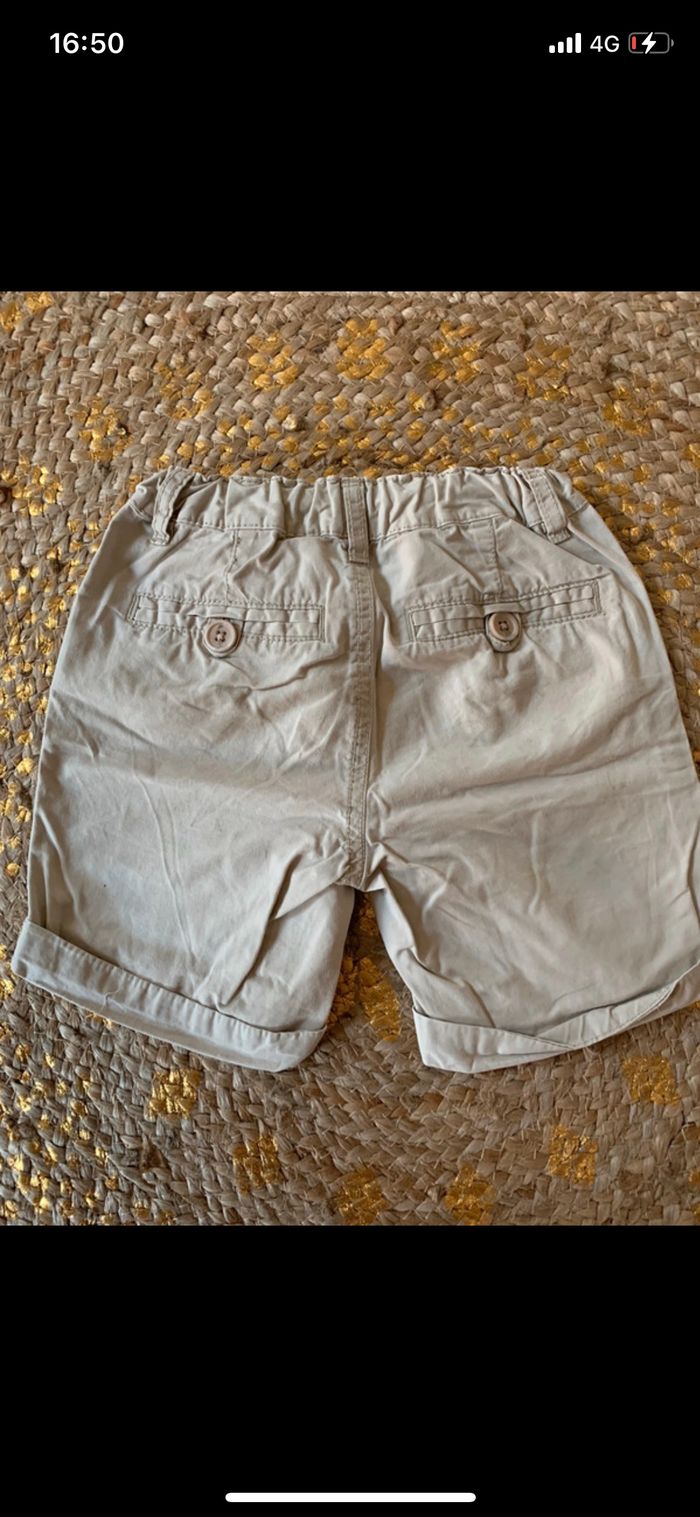 Short beige garçon - photo numéro 2