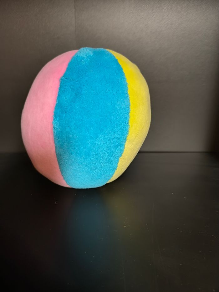 Jouet balle pour bébé - photo numéro 2