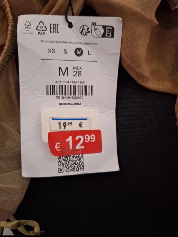 Top court pour Femme taille M Marque Bershka neuf avec étiquette - photo numéro 9