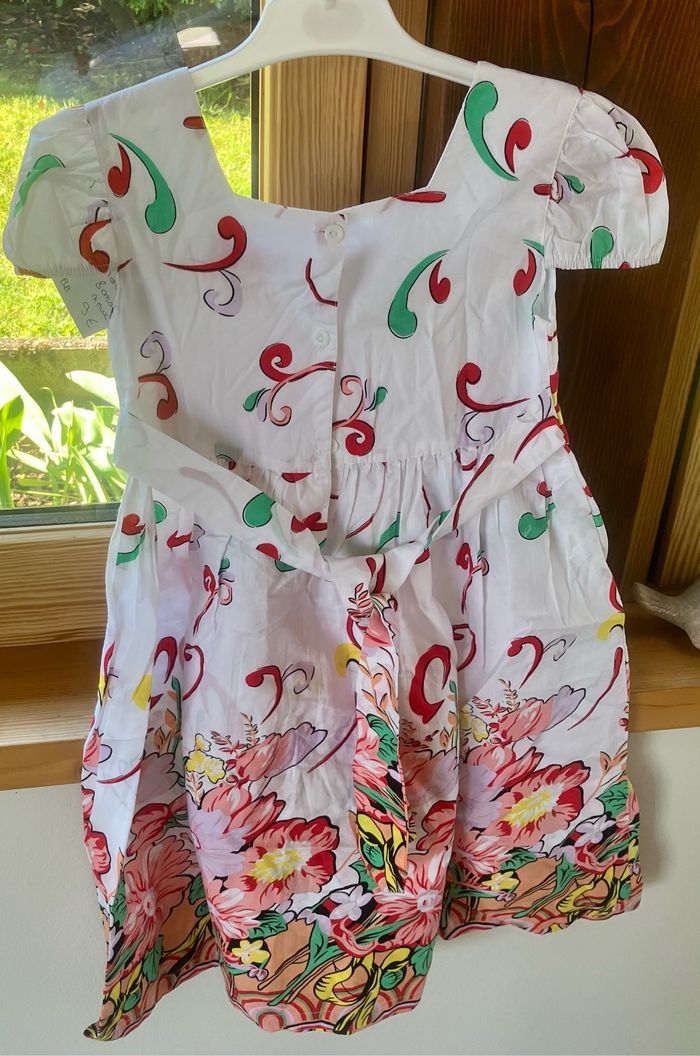 Robe fleurie - photo numéro 2