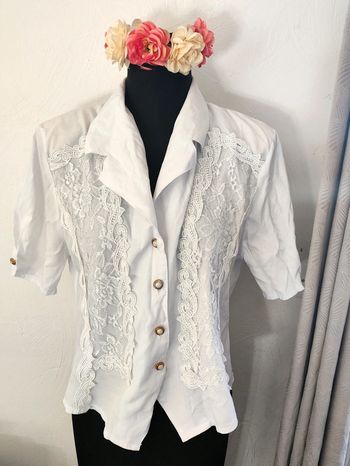 Chemise à épaulettes