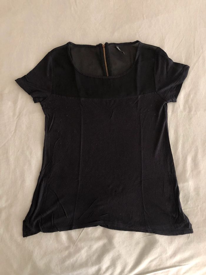 T-shirt nera con trasparenza - photo numéro 5