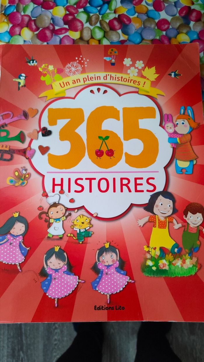 Livre 365 histoires