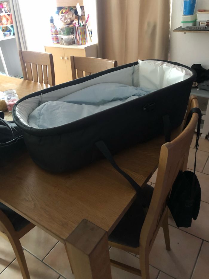 Poussette - photo numéro 2