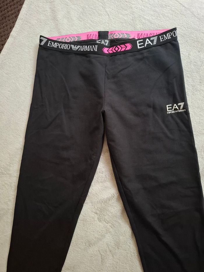 Jogging EA7 XS-S coton, neuf, dimensions disponibles - photo numéro 9