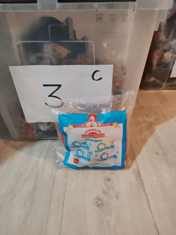 Figurine McDonald's Ronald racer