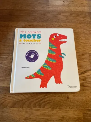Livre cartonné Mes premiers mots à toucher Les dinosaures