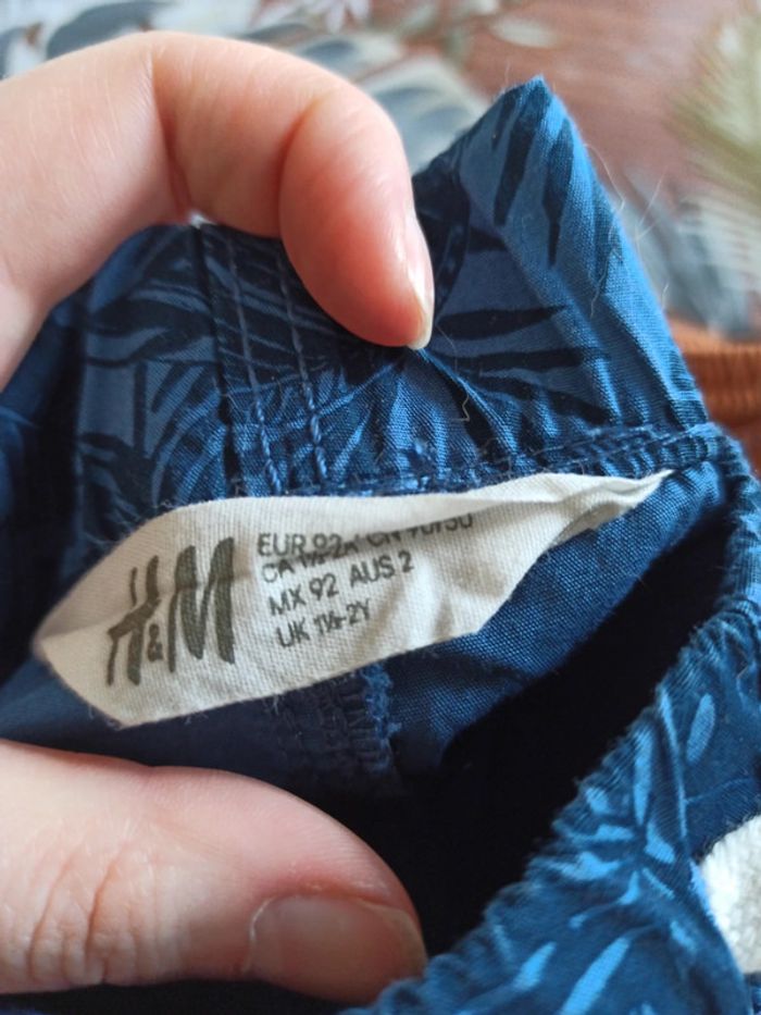 Lot de 2 shorts 2 ans - photo numéro 3