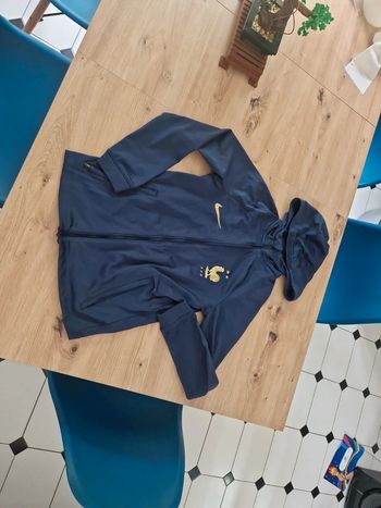 Gilet équipé de france