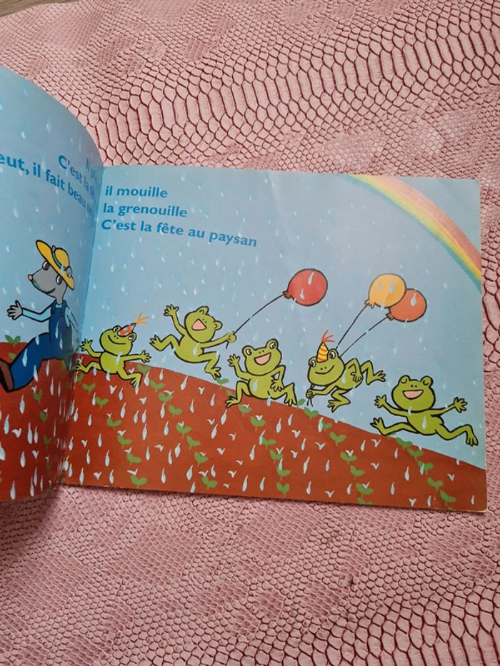 Livre chansons sous la pluie très bon etat - photo numéro 6