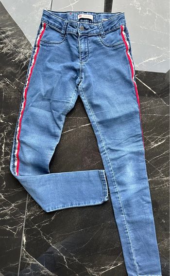 Skinny Lévis 12 ans