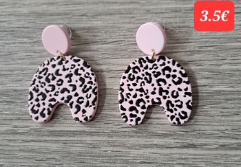 a vendre boucles d'oreilles