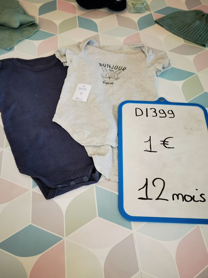 D1399 - lot de 2 bodies garçon 12 mois - photo numéro 3