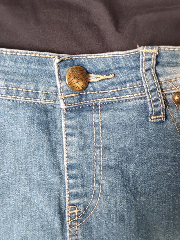 Lot 2 jupes de grossesse en jeans taille 40 très bon état - photo numéro 7