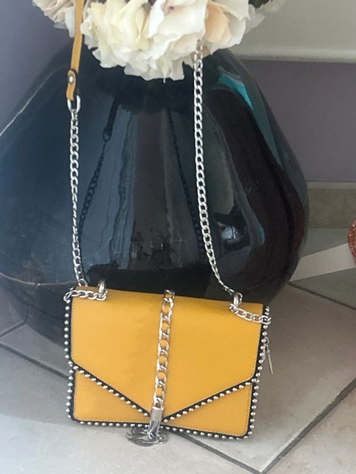 Sac à main jaune clouté - photo numéro 9