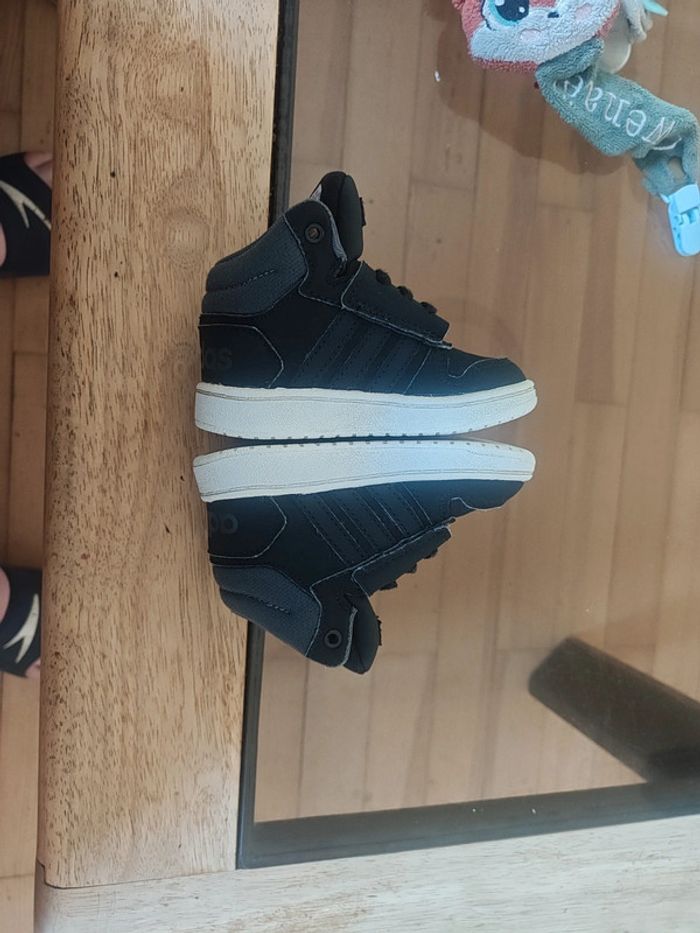 Baskets Adidas mixte p.21 - photo numéro 11