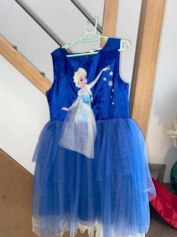 Robe 8/9 ans H&M la reine des neiges