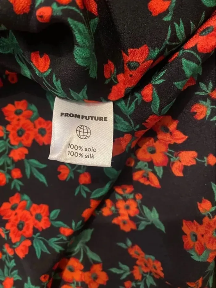 Robe 100% soie noire à motif fleuri From Future - photo numéro 5