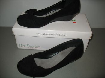 CHAUSSURES NOIRES EN DAIM "VIA DONNA" - P38 - n°02