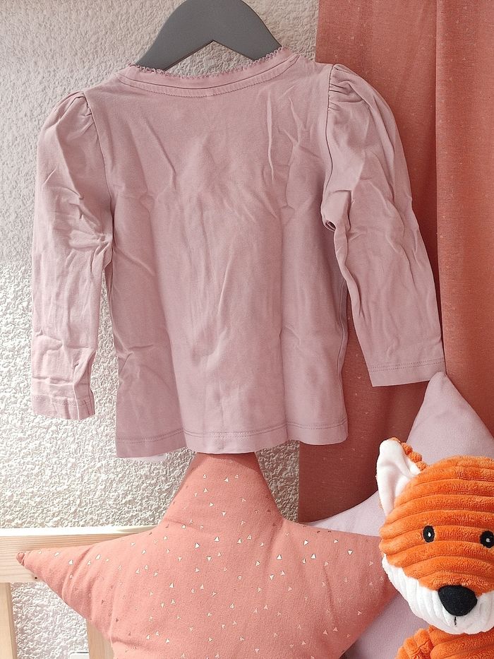 Tee-shirt manches longues - 1 an et demi/2 ans - Très bon état  - Name it - photo numéro 3