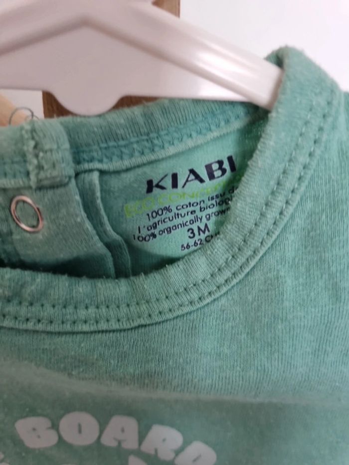 Combinaison surf 3 mois - photo numéro 2