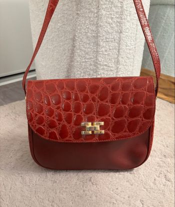 Sac vintage bordeaux effet croco Bandoulière réglable Rétro chic