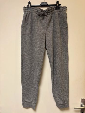 Pantalon gris confortable Hollister taille 38