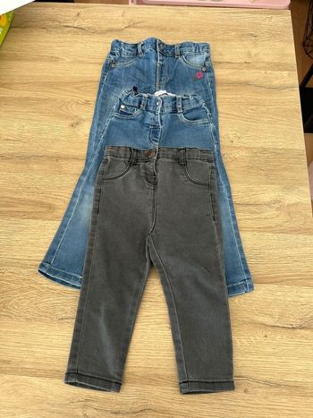 Lot 3 jeans bébé fille taille 18 mois Gémo Kiabi