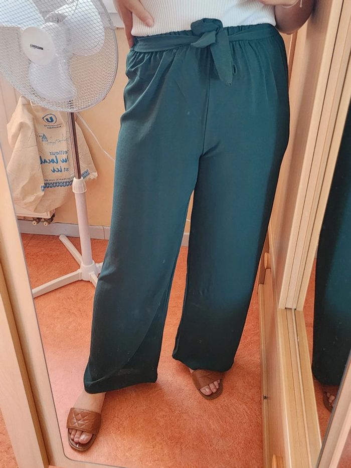Pantalon à jambes larges / palazzo vert sapin TU 36/40 - photo numéro 2