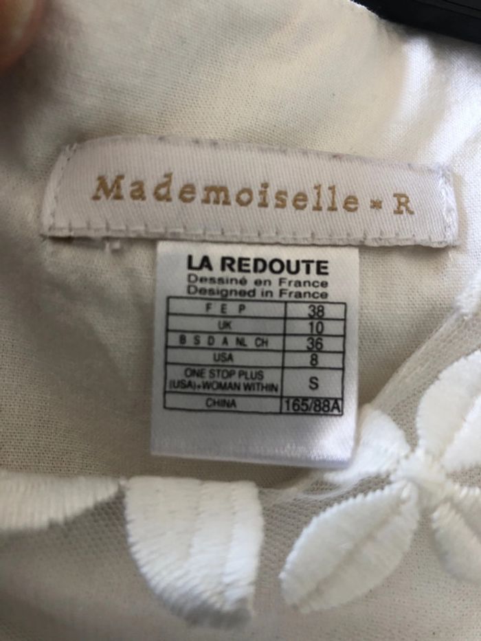Robe brodée - photo numéro 3