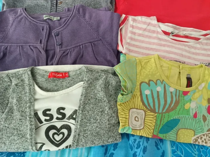 Pull, gilet, t shirt 5 ans - photo numéro 4