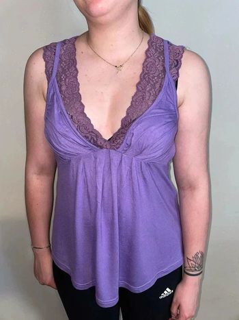 débardeur violet quelle L