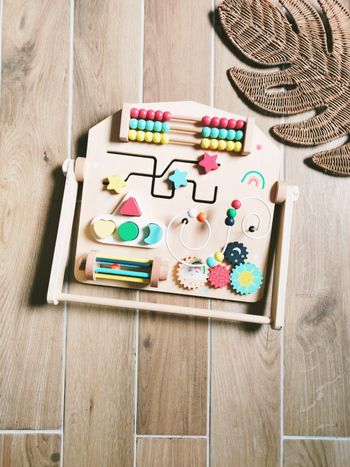 🌞Planche-panneau multi activités busy board en bois marque Vertbaudet