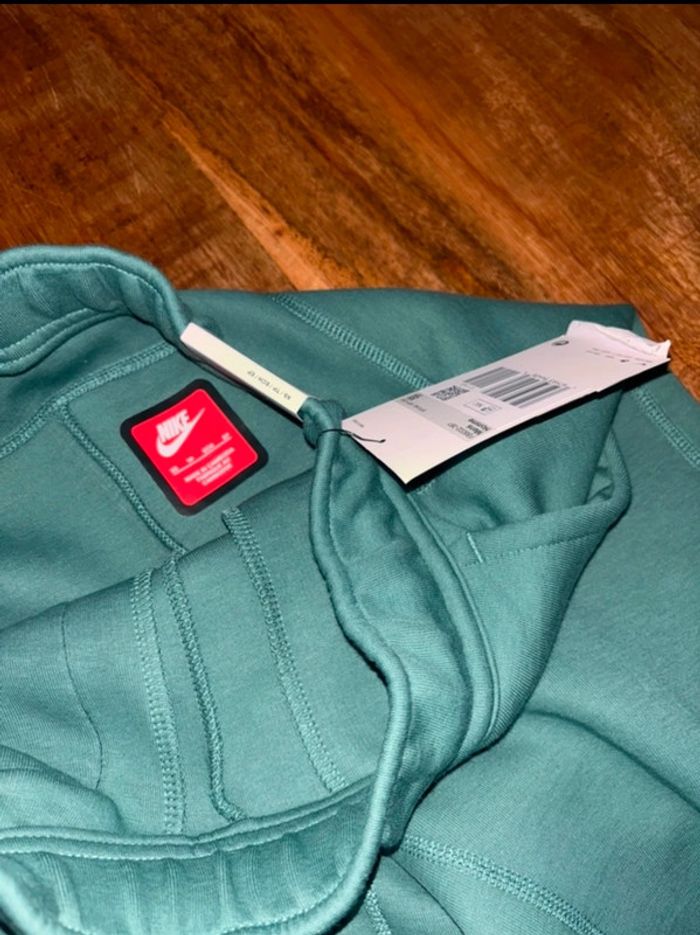 Jogging Nike Tech XS Neuf - photo numéro 3