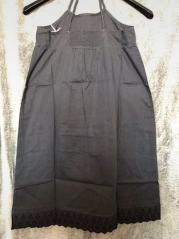 Robe 👗 à fines bretelles 14 ans