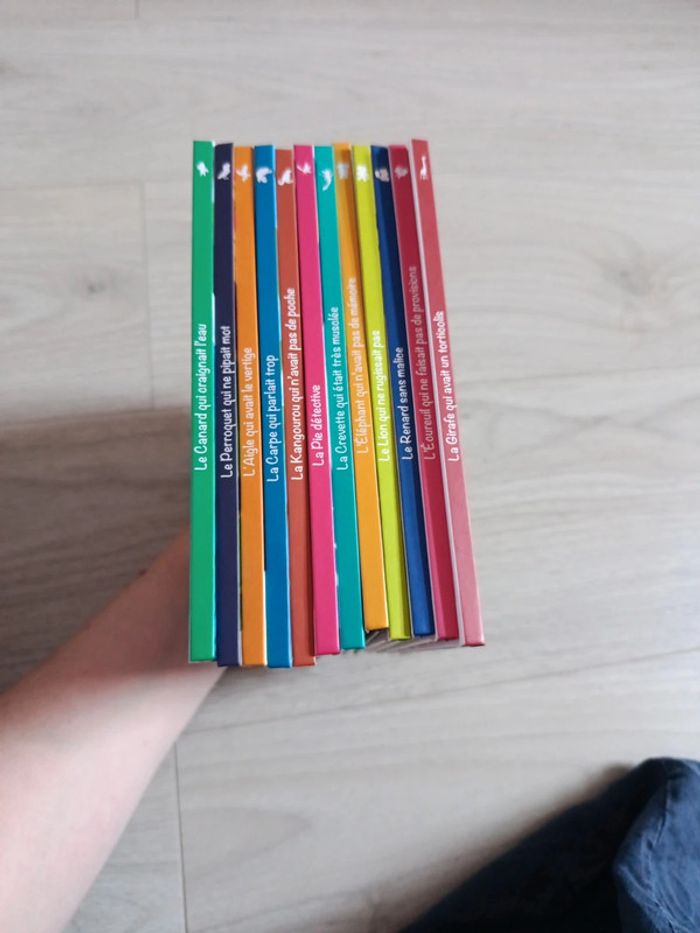 Gros lot de 118 livres macdo, hachette jeunesse - photo numéro 9