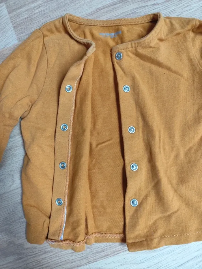 Gilet moutarde Vertbaudet 2 ans - photo numéro 3