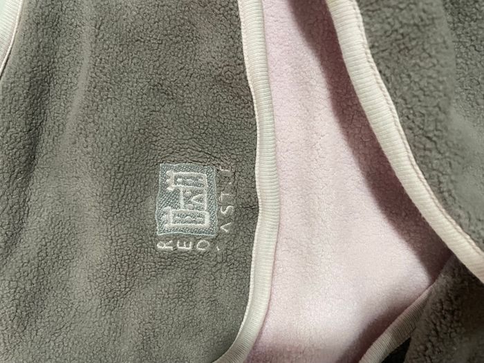 Couverture red Castel babynomad