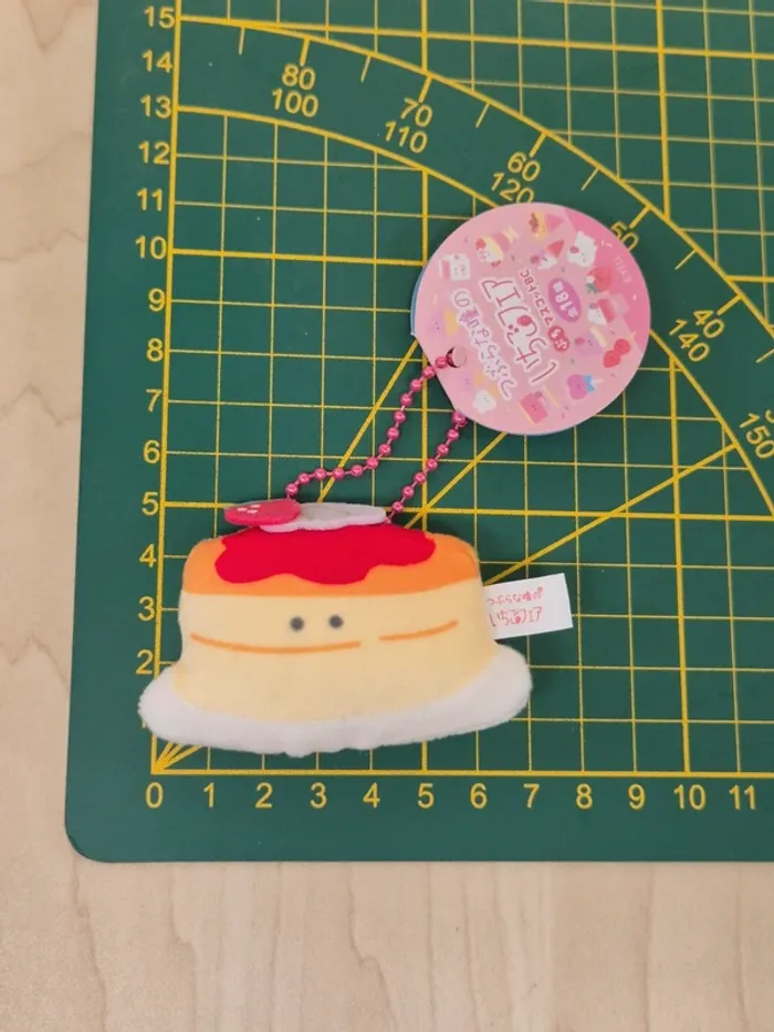 Mini mascotte Tsuburana hitomi no Ichigo Fair : Pancakes - photo numéro 4