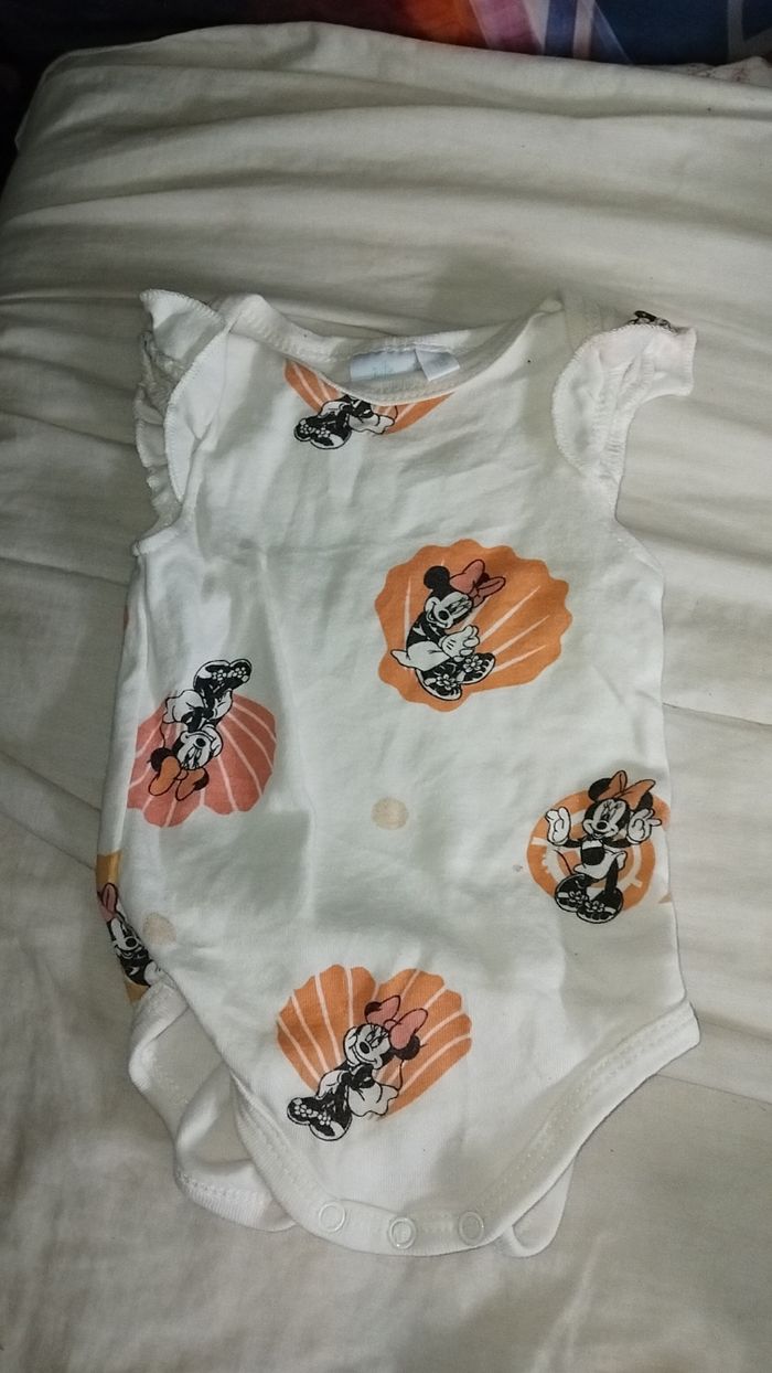 Vend  body  3euros  les  3    1mois - photo numéro 2
